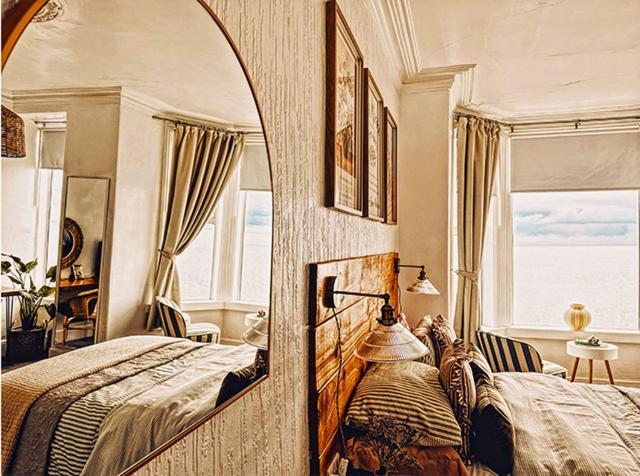 Mor Heli Guest House Criccieth Bagian luar foto