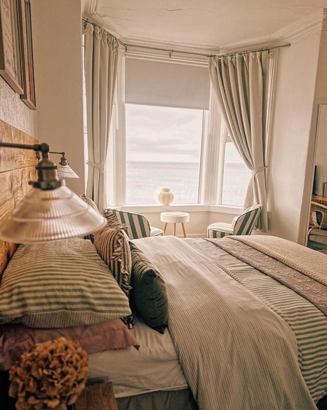 Mor Heli Guest House Criccieth Bagian luar foto